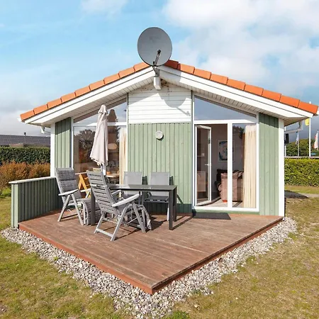 4 Person In * Grömitz