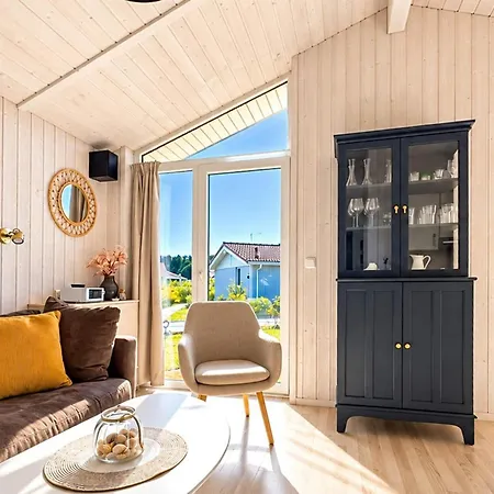 Holiday home 4 Person In Groemitz